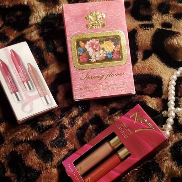 NIB Vintage Reproduction Scent Makeup Lip Lot - Picture 1 of 8
